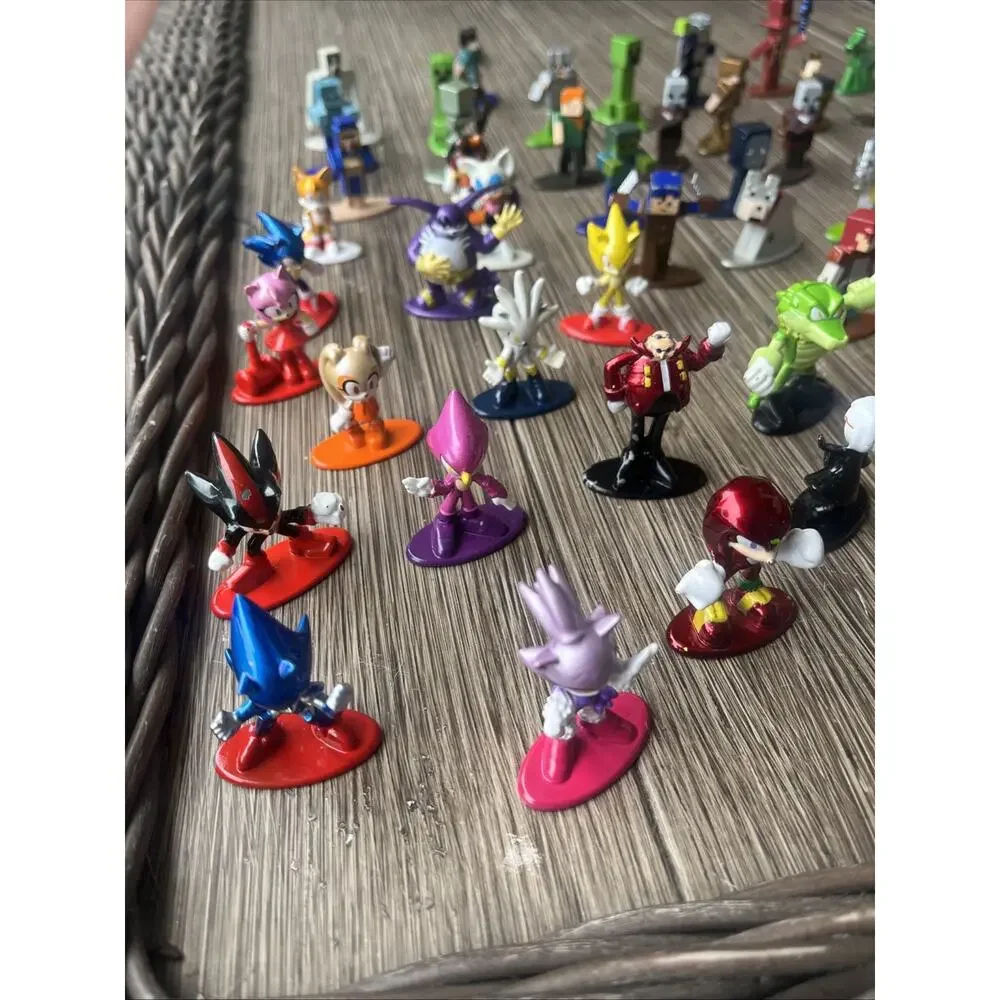 Lot of 80 Diecast Sonic / Minecraft Nano Figures Jada Toys Metal Figurines
